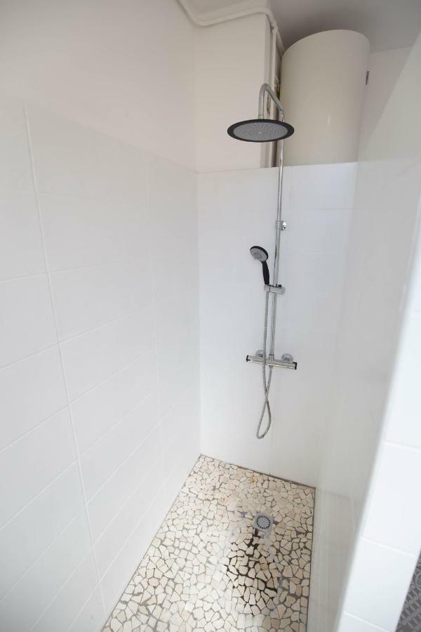 Appartement Hypercentre+ Place De Parking Privee Saint-Denis Dış mekan fotoğraf