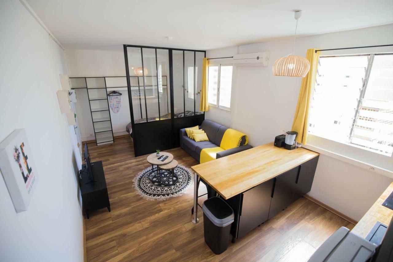 Appartement Hypercentre+ Place De Parking Privee Saint-Denis Dış mekan fotoğraf